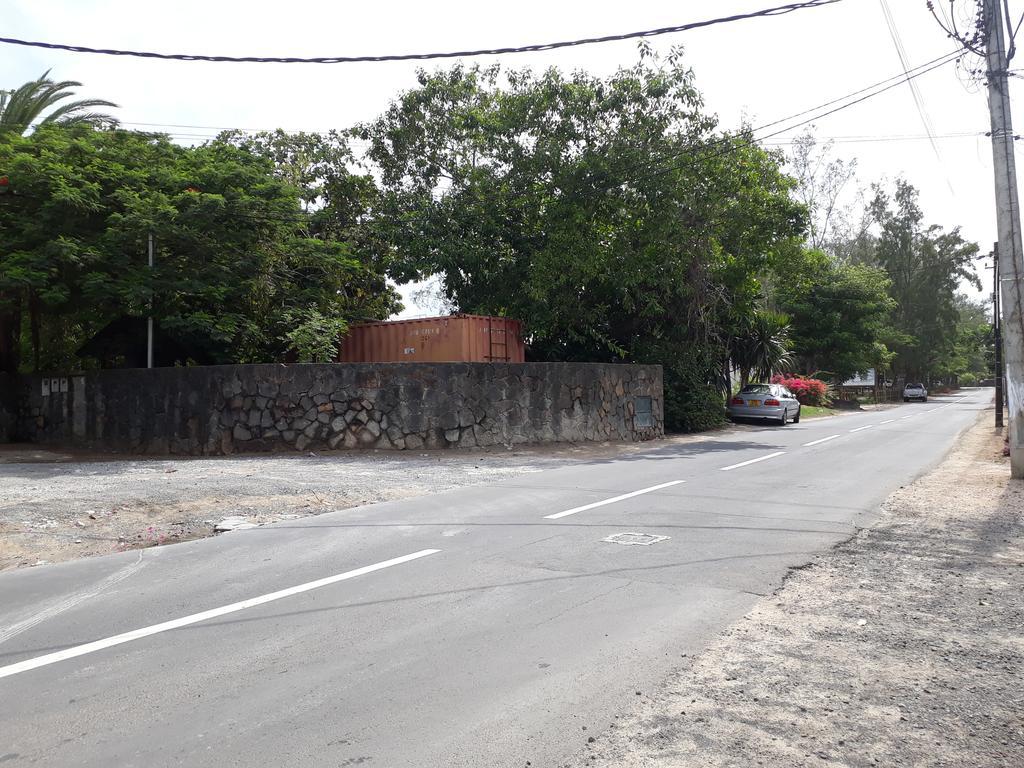 Allamanda Apartments - 100m Bain Boeuf Beach Bagian luar foto