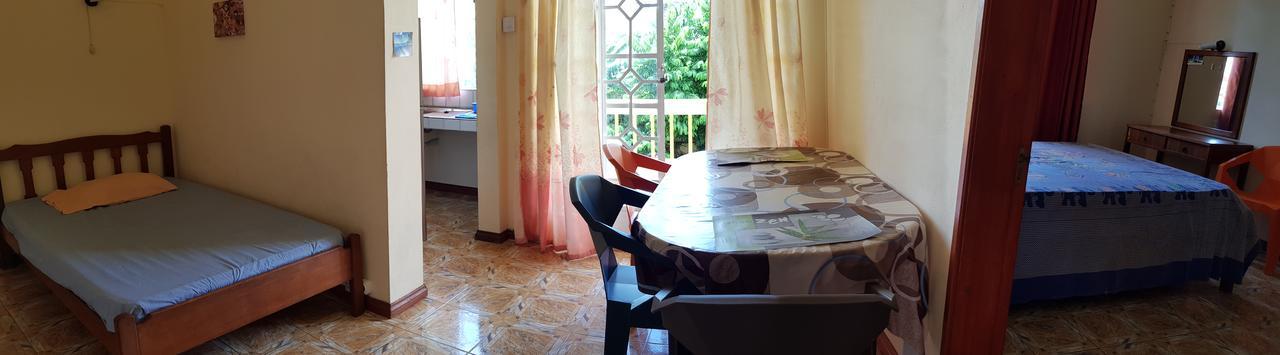Allamanda Apartments - 100m Bain Boeuf Beach Bagian luar foto